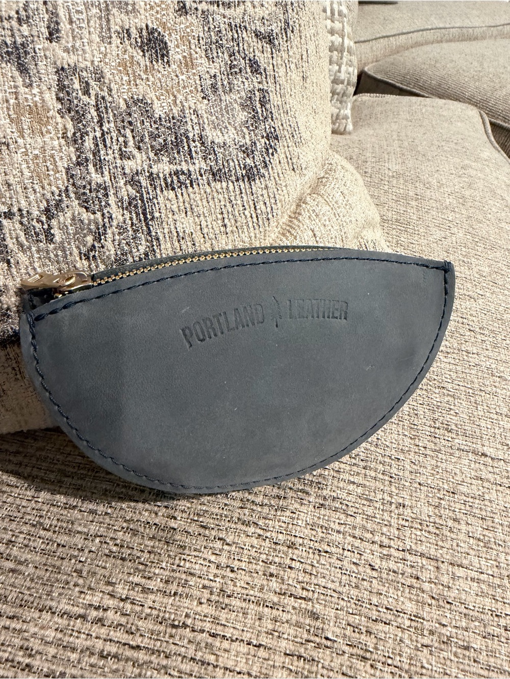 Portland Leather Goods Seesaw Pouch Storm Gray Blue Leather Zip Cosmetic NWOT